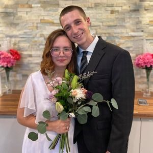 Meet your Posher, Renee